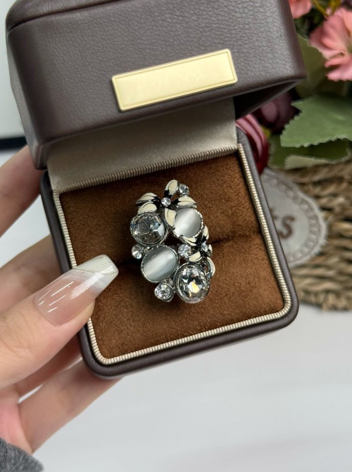 Butterfly Crystal Vintage Cocktail Ring
