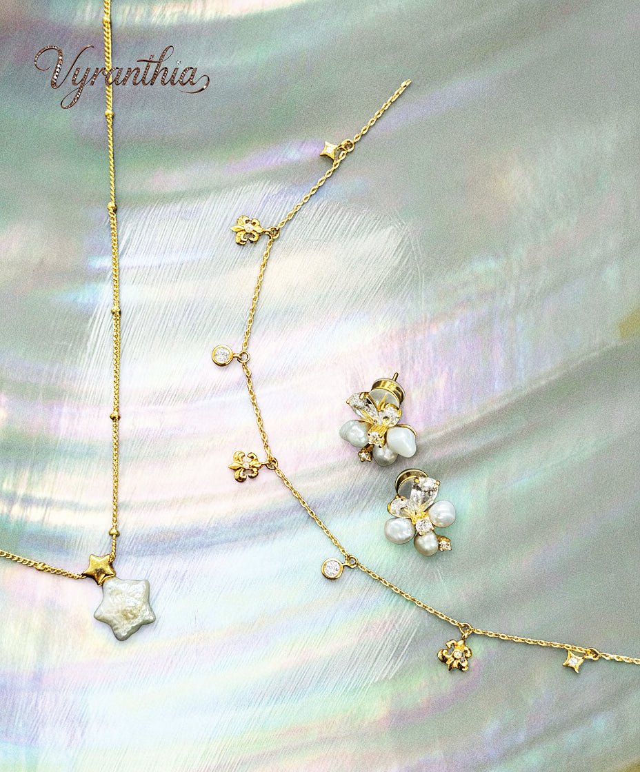 Vyranthia Gold Dainty Daisy Waterproof Charm Necklace