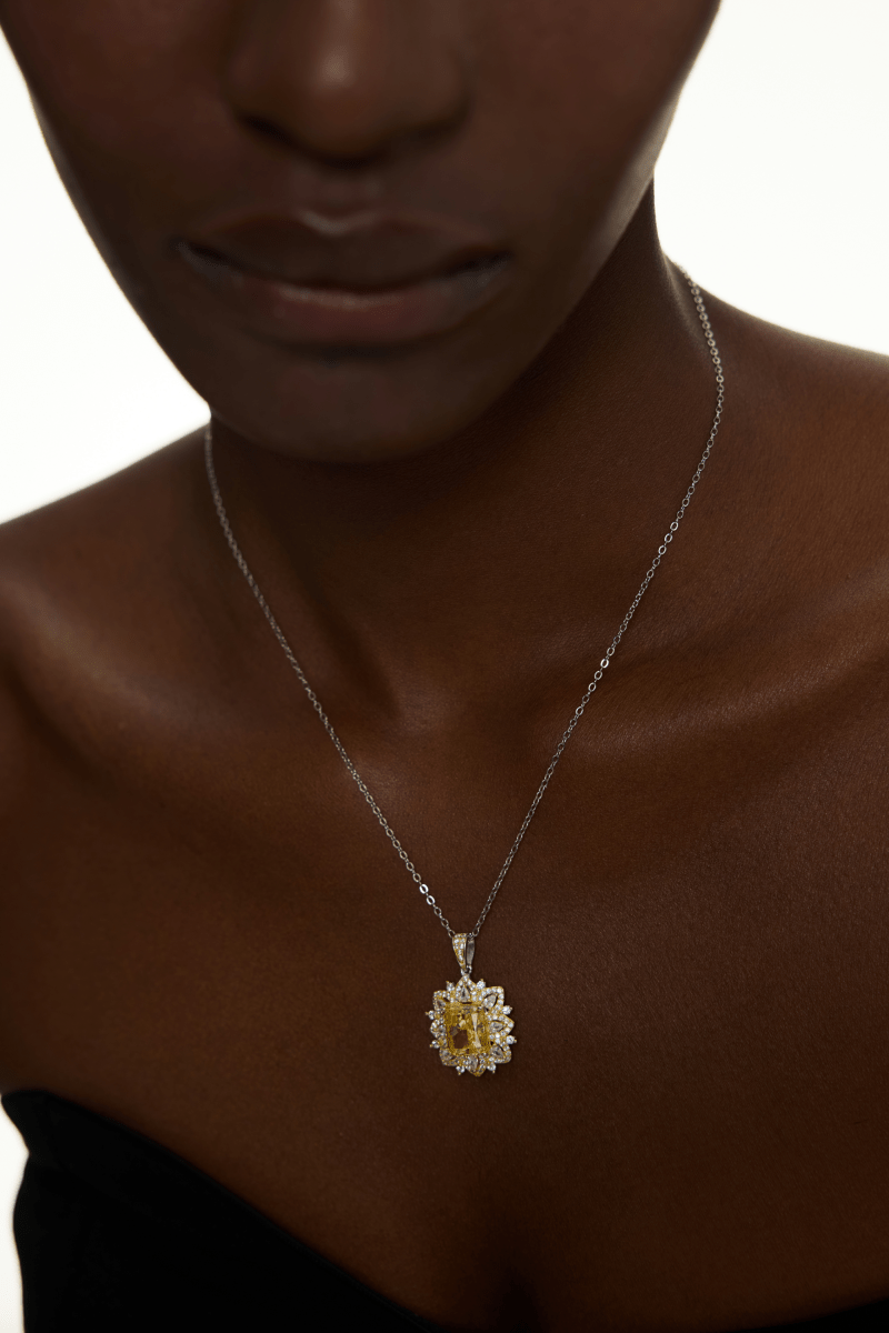 Vyranthia Yellow Pendant Necklace
