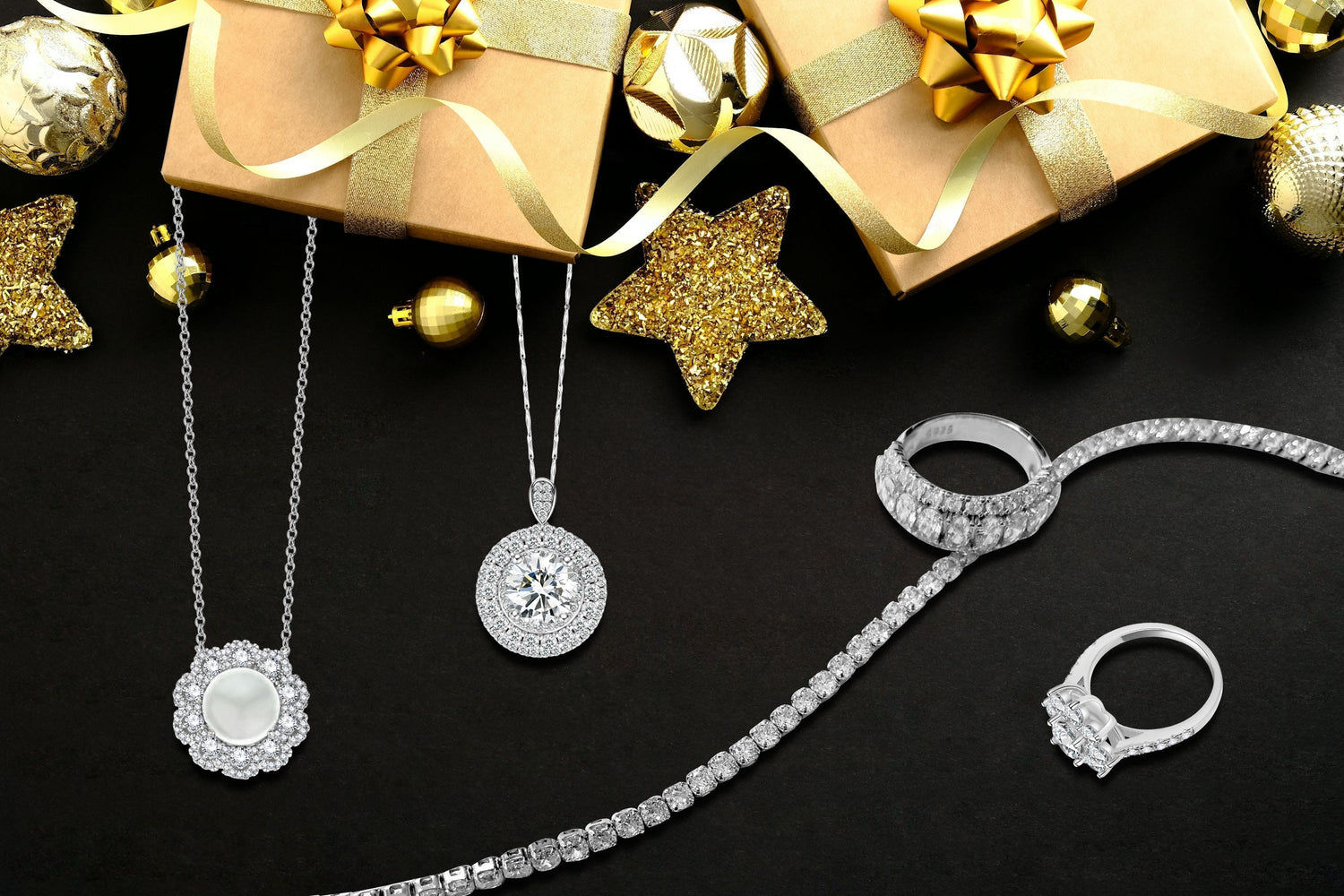 Why choose jewelry for a Christmas gift?
